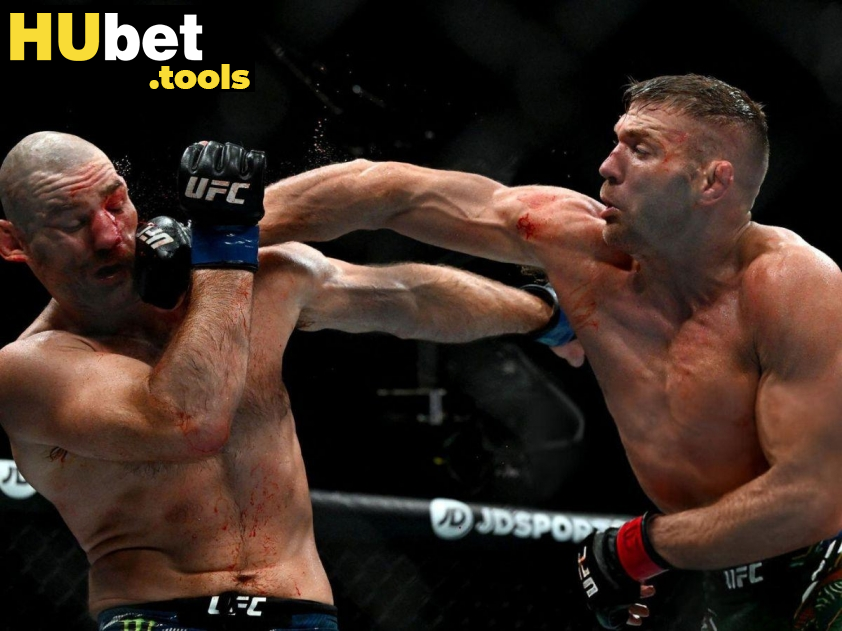 Sức mạnh thể chất của Dricus du Plessis vượt trội so với các võ sĩ khác tại UFC (Ảnh: Getty)